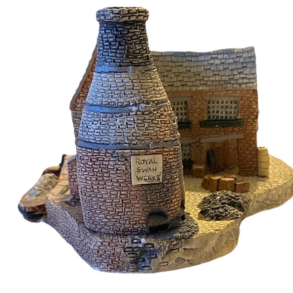 Vintage Naturecraft Figurine Royal Swan # 43 by Peter Tomlins 1985 - Picture 4 of 10